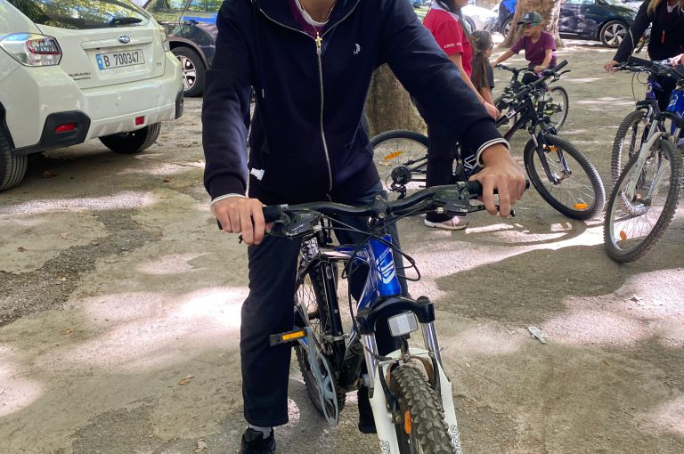 LWIS-AiS students, parents, and staff participating together in a trip to Faraya, enjoying outdoor activities and moments of connection that reflect the school’s strong sense of community.