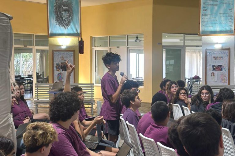 Middle school students attending an interactive ‘Clear Lungs, Clear Future’ session with Dr. Carlos Noujeim at LWIS-AiS, Keserwan, Lebanon – learning about the dangers of smoking and healthy living.